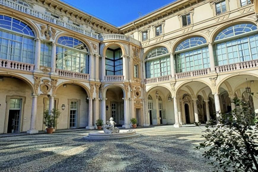 Palazzo Lascaris, il cortile interno