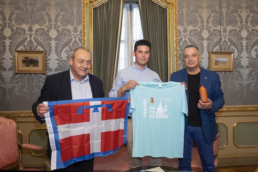 Il vicepresidente Franco Graglia con il pescasportivo Edoardo Ferrari di Bra (Cuneo)