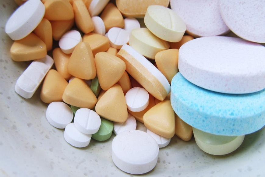 Medicine a misura di paziente, sì al “deblistering”