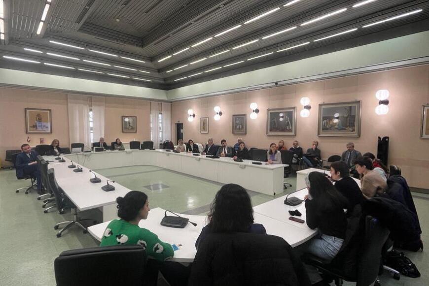Borse di studio, ricevuta delegazione di studenti