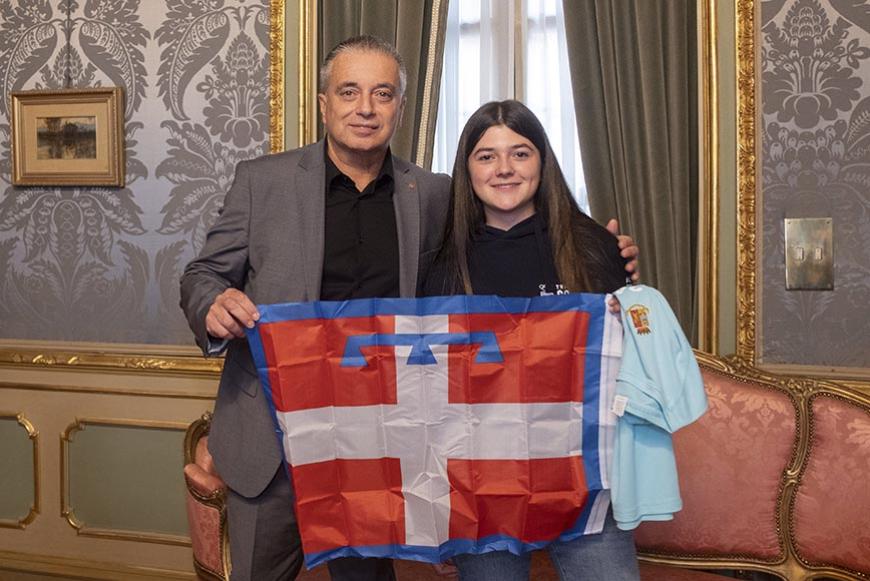 Il vicepresidente Graglia riceve la tiratrice Alice Giavelli