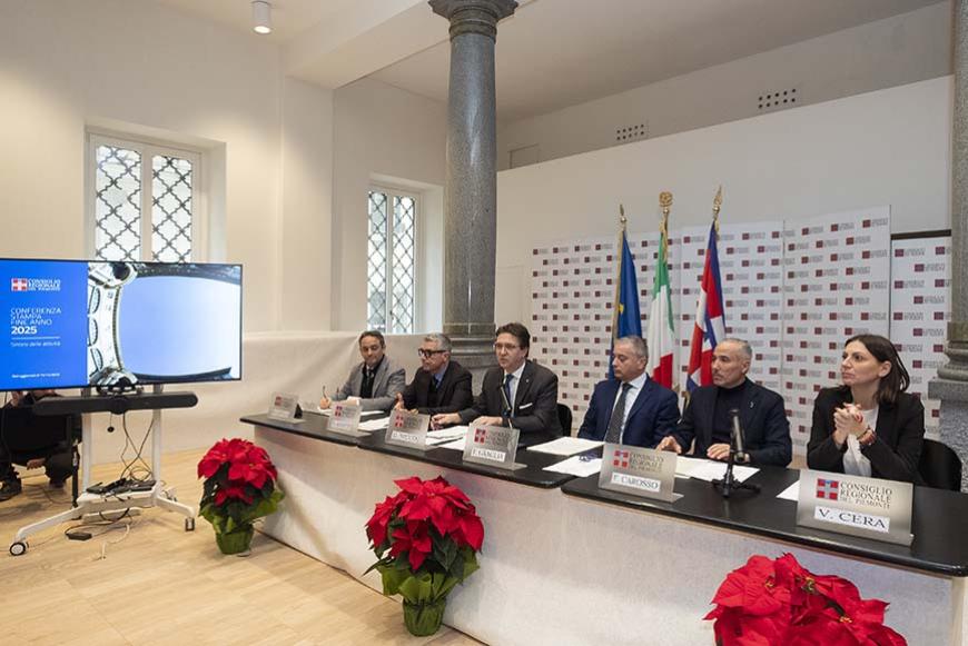 Conferenza stampa di fine anno