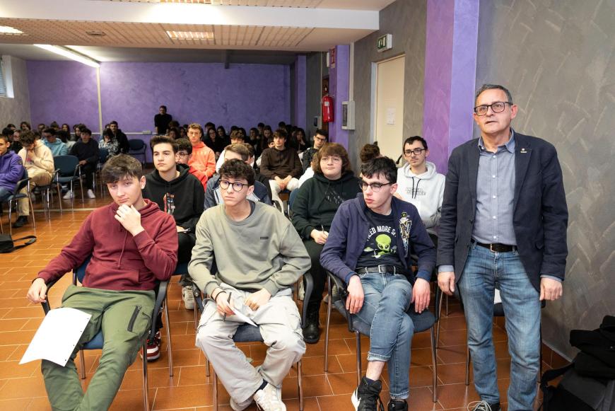 Incontro formativo concorso "Il Consiglio regionale ci dà credito" all'Istituto Einaudi di Alba (Cn)