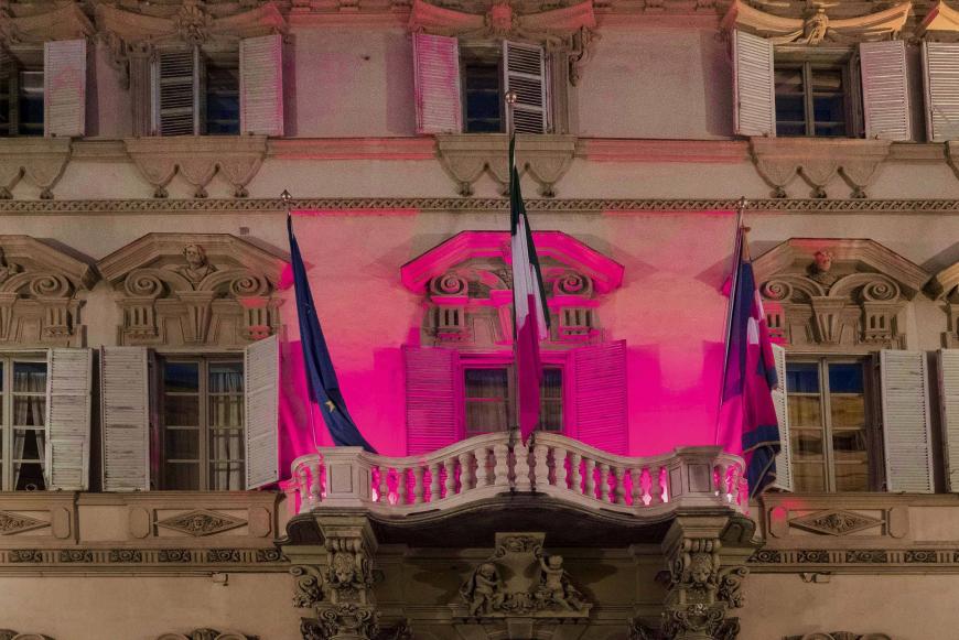 Palazzo Lascaris si tinge di rosa nel mese della prevenzione del tumore al seno