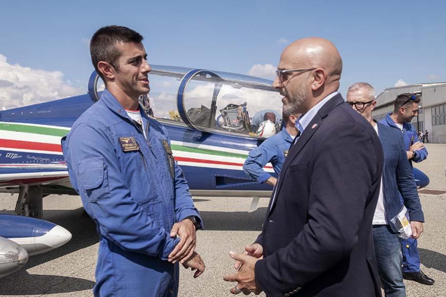 Allasia con il Comandante delle Frecce Tricolori