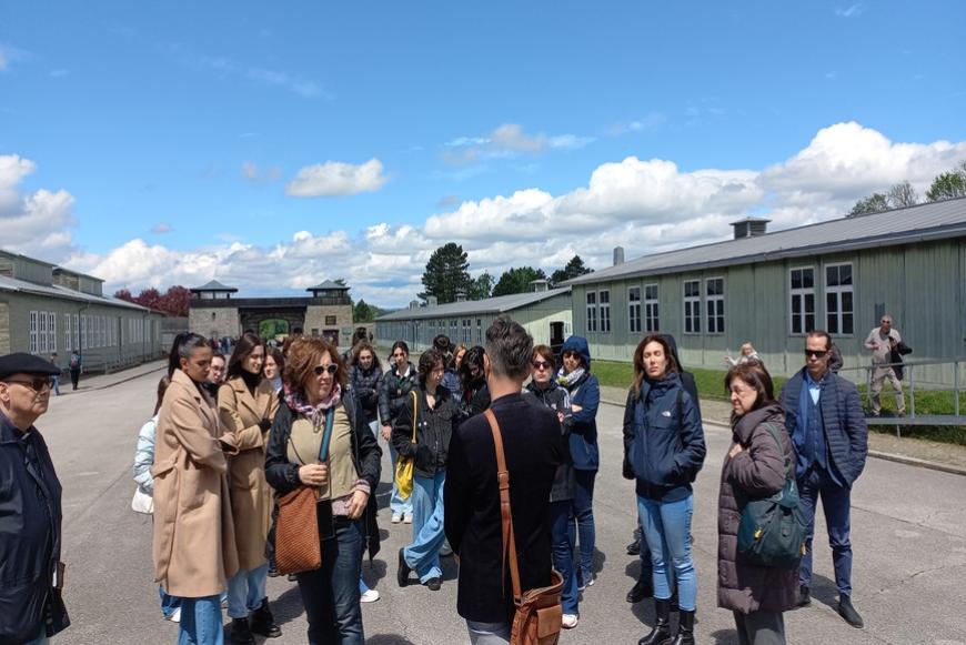 Studenti e professori in visita al campo di Mauthausen
