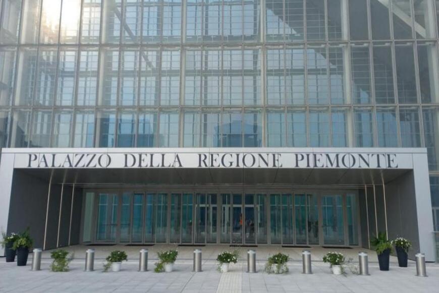 Facciata grattacielo Regione Piemonte 
